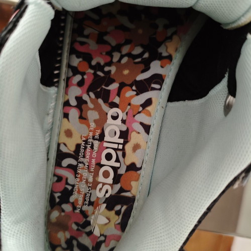 Adidas Astir Floral Multicolor Women's Sneakers like new