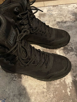 Magnum waterproof boots size 39 like new