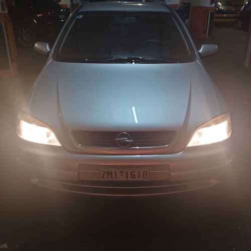 Opel Corsa Elegance 1.4 16V car, March 2003 model