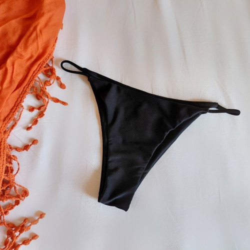 Black bikini bottom size M, new, high waist with thin side strings