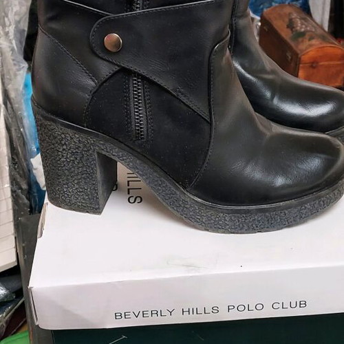 Women's black ankle boots size 38 like new