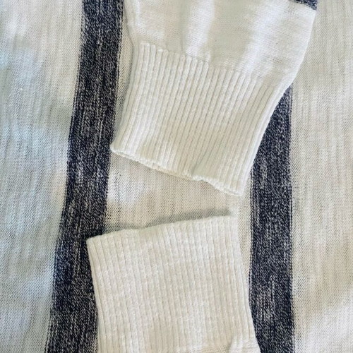 Knitted blouse Antony Morato like new, white with gray stripes, size M