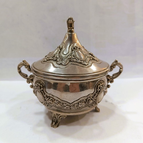 Vintage Silver Plated Victorian Style Sweet Jar like new with embossed decoration