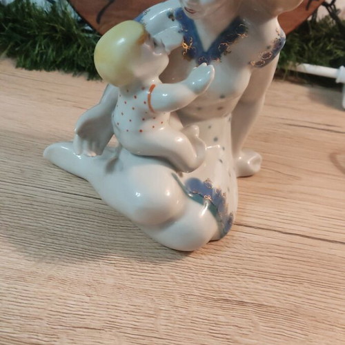 Porcelain figure Mother and Child like new from the Soviet Union