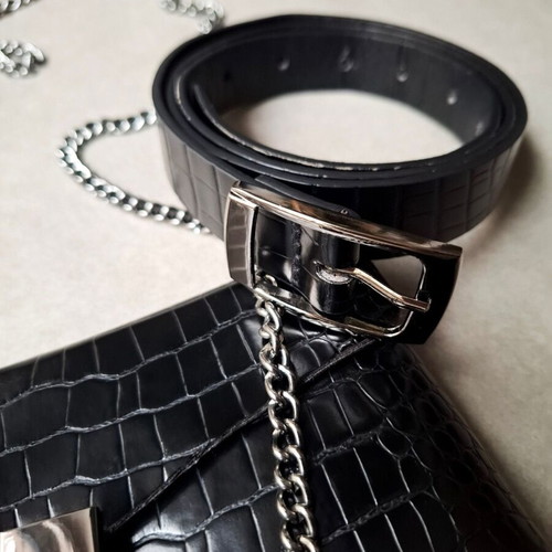 Toi & Moi Black Croc-Effect Bag with Chain Strap and Belt like new