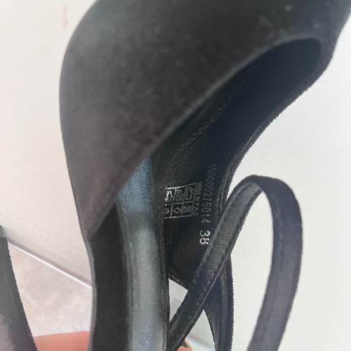 Migato velvet black pumps new with thin 11.5 cm heel