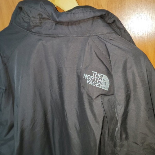 The North Face 3 in 1 Hyvent jacket size Large like new, brown