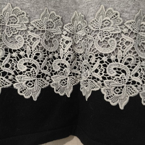 Women's knitted pullover with lace and color blocking, like new, one size