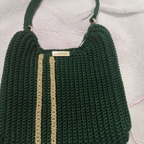 Handmade knitted green handbag new with gold detail 27×27 cm