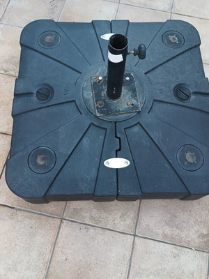 Garden umbrella base 83x83 cm used, fills with water, pipe diameter 6 cm