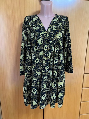 Yellow-black dress like new with velvet details
