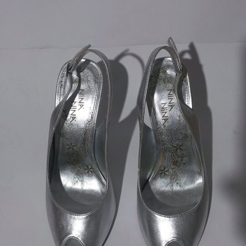 Nina Nina women's shoes like new, silver, size 38