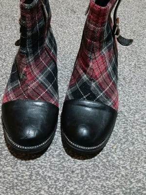 Sergio Todzi ankle boots black with plaid, size 40, like new