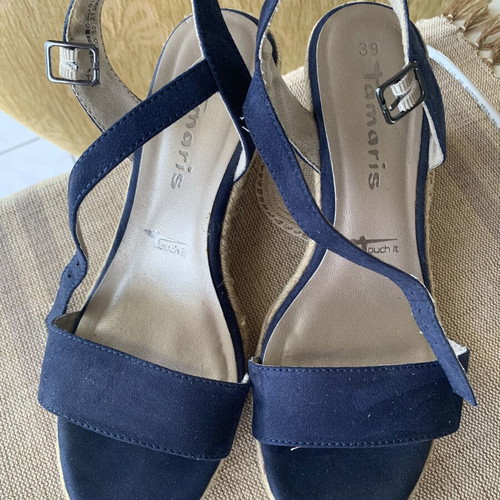 Tamaris blue suede platform sandals size 39, like new