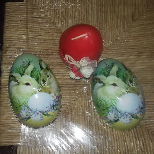 Easter candle in metal container egg new 12 cm