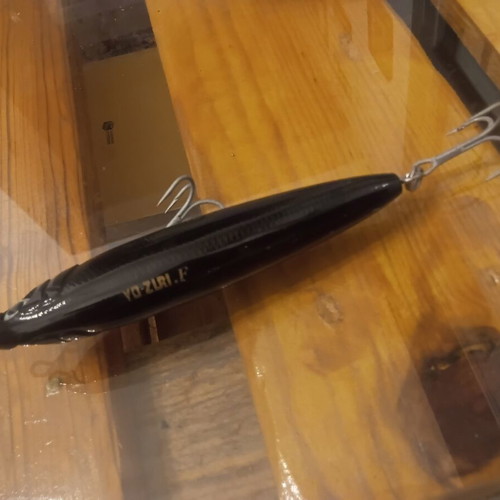 Yo Zuri Pencil lure like new