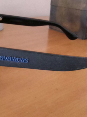 Γυαλιά ηλίου Havaianas μεταχειρισμένα, μπλε χρώματος