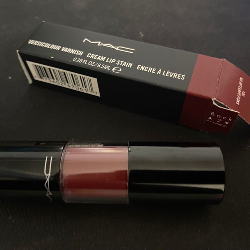 MAC Lip Stain #106 No Interruptions new
