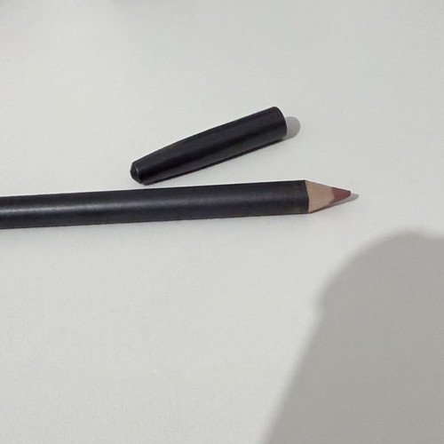 Mac lip liner pencil, shade Dervish