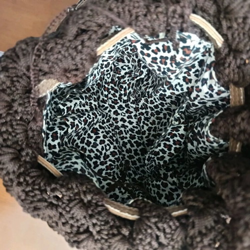Knitted handmade bag like new with large interior space
