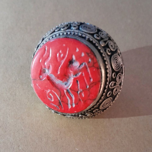 Alpaca Afghan ring vintage seal stone like new with coral