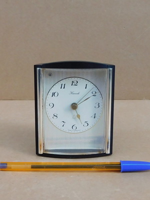 Kienzle analog table clock used, no alarm function