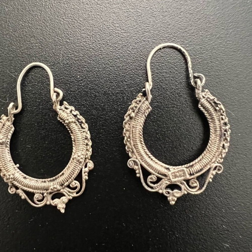 Silver 925 Bohemian style earrings like new