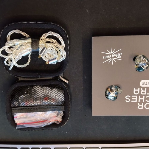 Kiwi Ears Orchestra Lite IEM's like new, perfect for FPS gaming