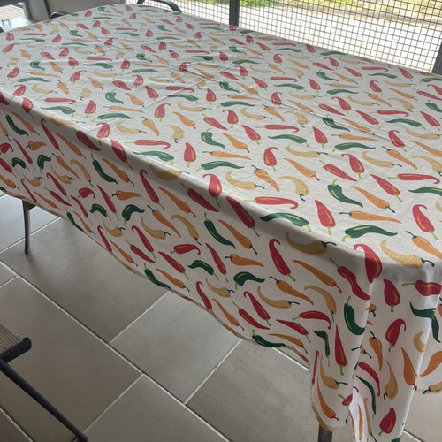 Table linen set with colorful summer peppers, new, cotton