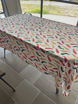 Table linen set with colorful summer peppers, new, cotton