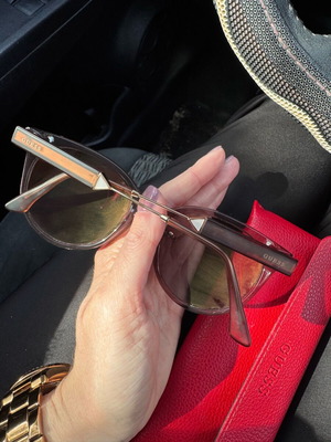 Guess sunglasses used, brown