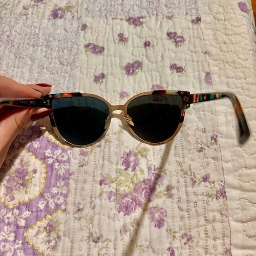 See you Optical sunglasses like new, butterfly shape pink mirror lens