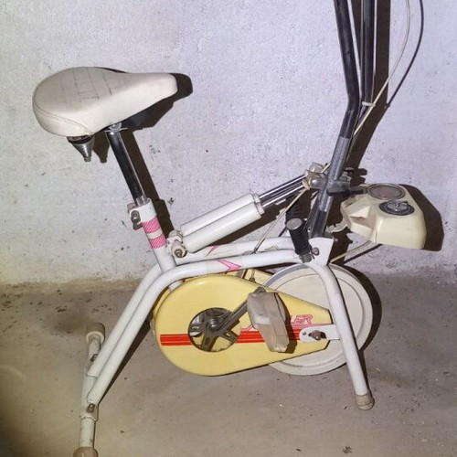 Adler exercise bike used with bottles