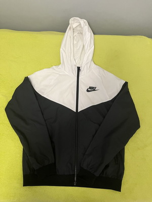 Nike windbreaker jacket with hood, new, black and white