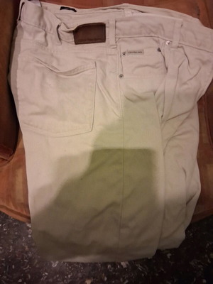 Calvin Klein χοντρό λευκό jean μέγεθος 56, σαν καινούργιο