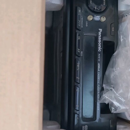 Panasonic RD910 car stereo