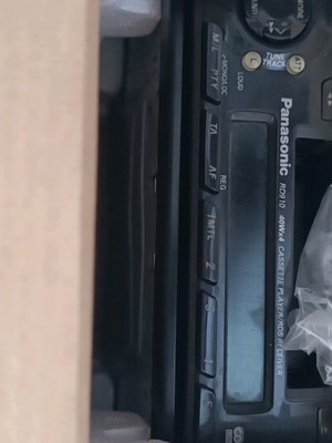 Panasonic RD910 car stereo