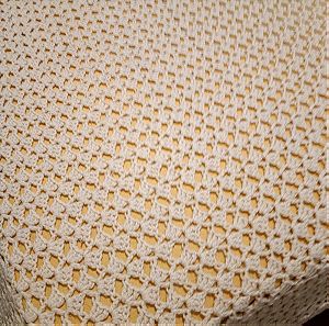 κουβέρτα μάλλινη πλεκτή χειροποίητη διαστάσεις 190 x 250