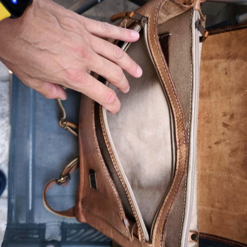 Backpack and shoulder bag made of calf leather, like new