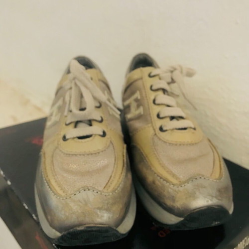 Hogan kids shoes used, gray and silver, size 29