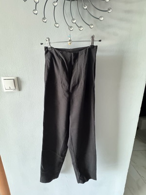 Pink Woman black slim pants XS used