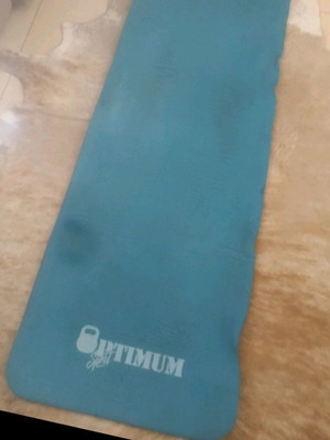 Fitness mat used in good condition