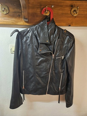 Mango biker jacket genuine leather like new, small, black