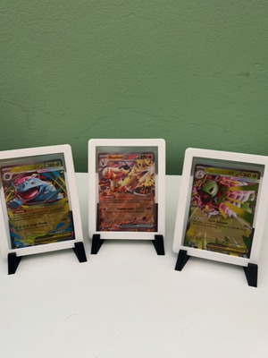 Display frames with toploaders, pack of 3, white, like new