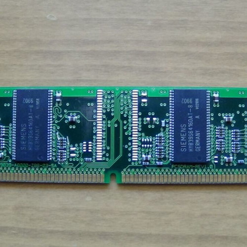 Siemens 32MB PC100 SDRAM RAM memory like new