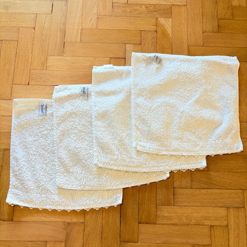Hand Towels used, set of 4 white