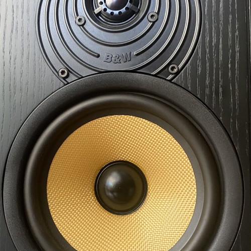 Bowers & Wilkins CDM 2 bookshelf speakers like new, vintage hi-fi