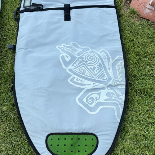 Cohete Performer SUP board used, includes leash and carrying case