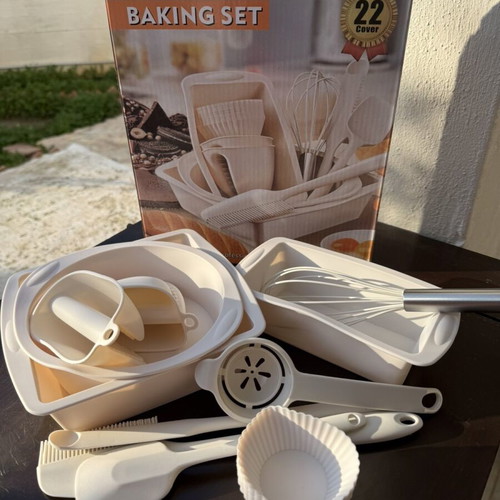 Complete Silicone Baking Set new, trays and accessories