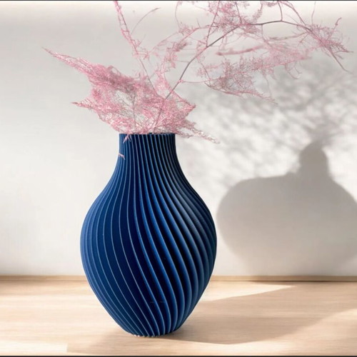 Decorative vase with spiral design new, 3D printed